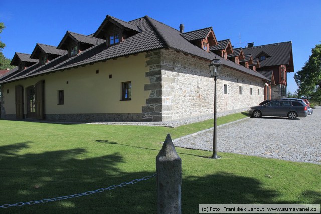 Svatý Tomáš - bývalá lesovna renovovaná na hotel
