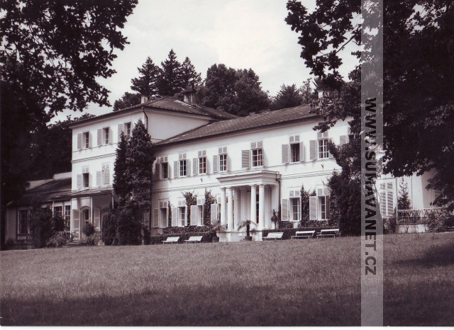 Zámek Lázeň (sv. Wolfganga) u Chudenic, 80. léta 20. století, foto Miloslav Semanský
