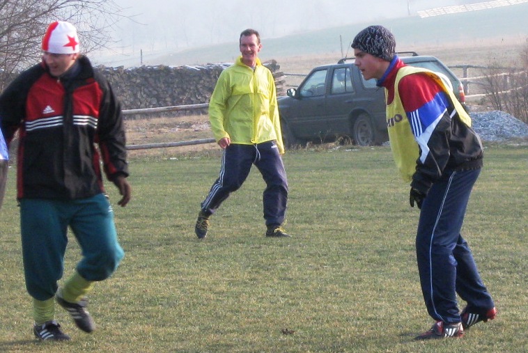 Tradiční novoroční fotbálek ve Strážově
