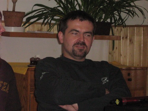 M. Tenk
