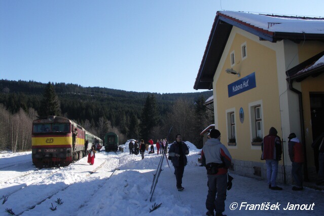 Kubova Huť - silvestrovský vlak 2008
Klíčová slova: (JAN-001)