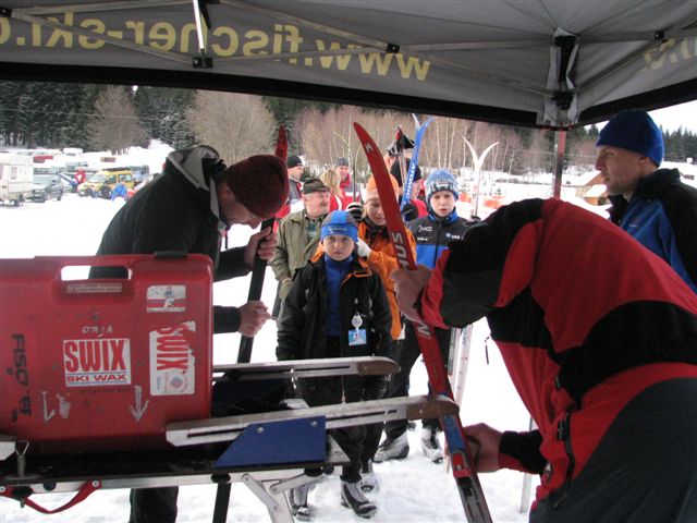 Děti z Kvildy na nedělním závodu (Sokol Stachy & Ski klub Šumava).
Děti z Kvildy na nedělním závodu (Sokol Stachy & Ski klub Šumava). 
