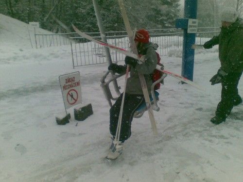 2011.1.16.-22. Lyžařsko-snowboardový kurz 6.roč
