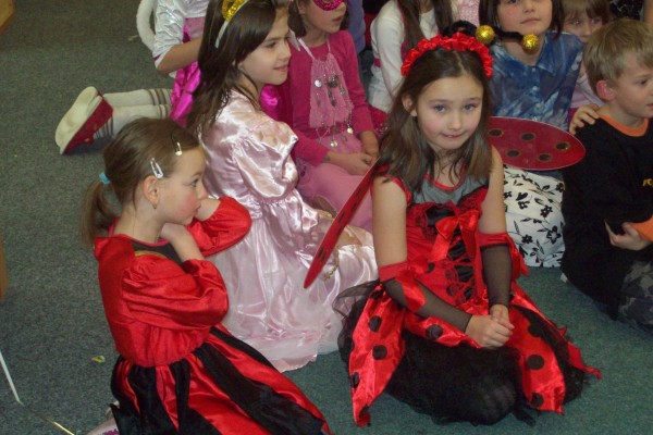 2012.2.8. Maškarní karneval ŠD
