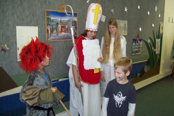 2010.12.2 Mikulášská besídka-ŠD
