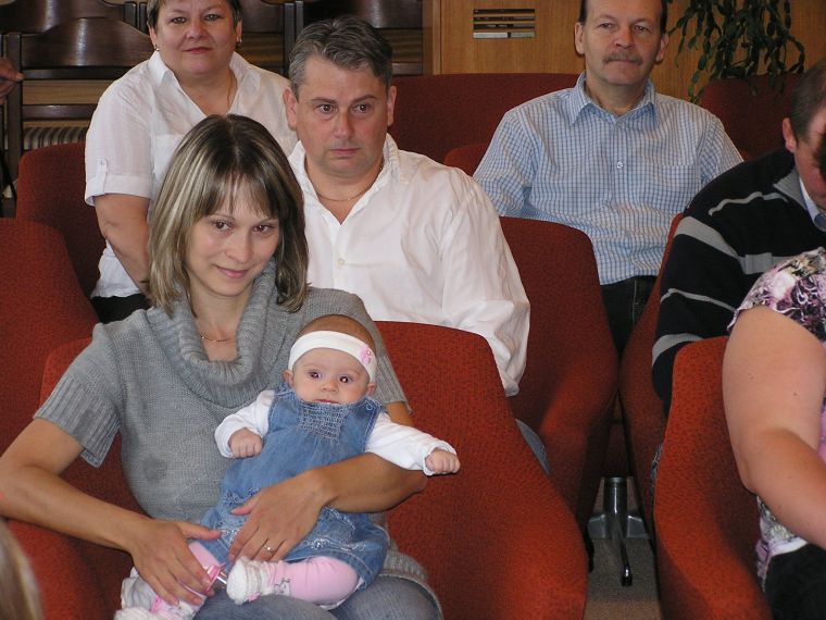 Nikol Hájková s rodiči, Vlkonice.
