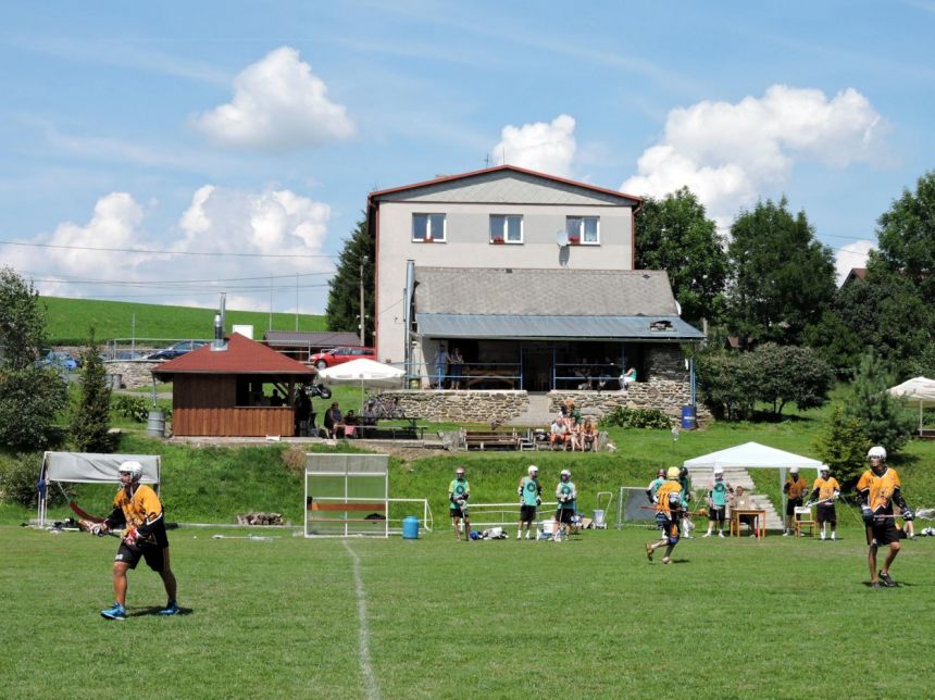 SK Norton propůjčil k turnaji i letos svoje hřiště lacrossovému klubu Wild Boars Šumava
