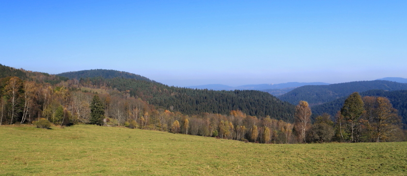Na středních Paštích - pohled ku Kašperku
