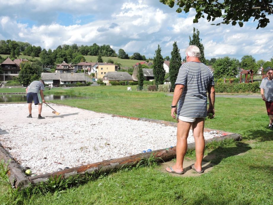 2017-08-15_petanque_podzimni_kolo_281629.JPG