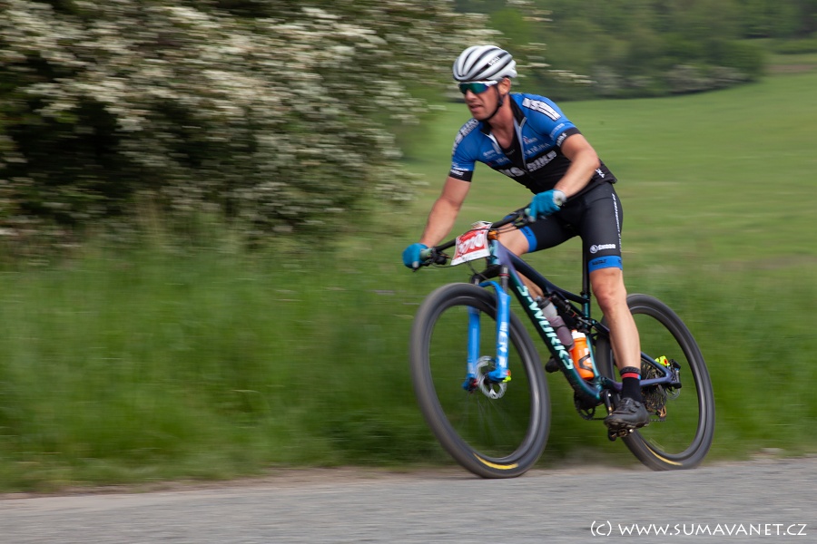IMG_2048~0.jpg