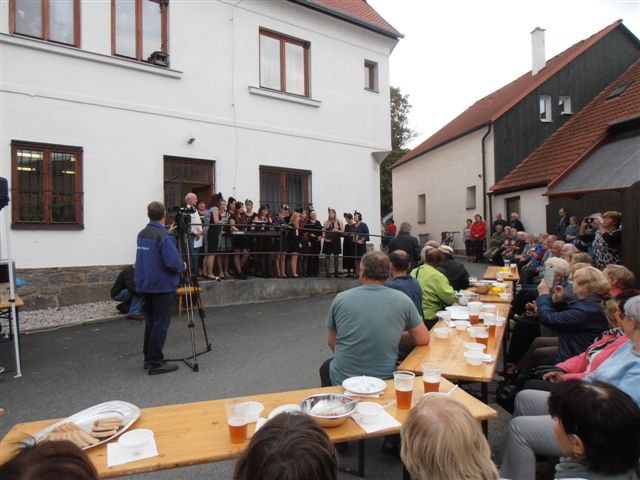 Výstava "Sto let československé koruy a známky"
