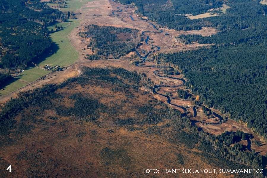 Podzimní Šumava 2021 z ptačí perspektivy 
Klíčová slova: Šumava;letecké pohledy;