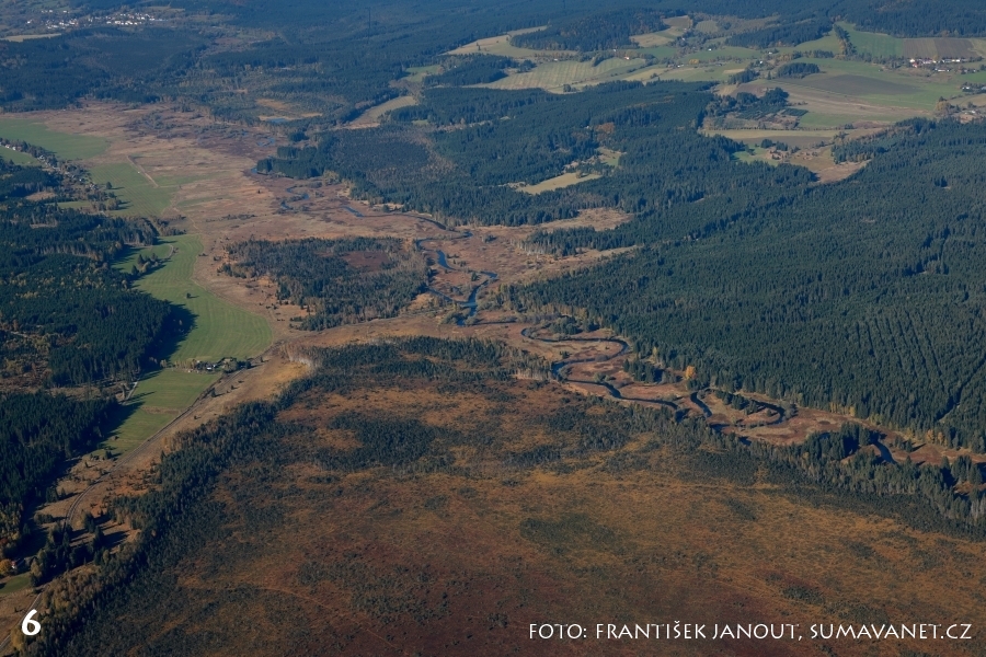 Podzimní Šumava 2021 z ptačí perspektivy 
Klíčová slova: Šumava;letecké pohledy;