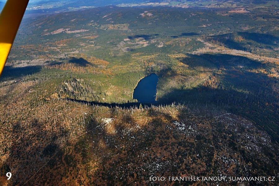 Podzimní Šumava 2021 z ptačí perspektivy 
Klíčová slova: Šumava;letecké pohledy;