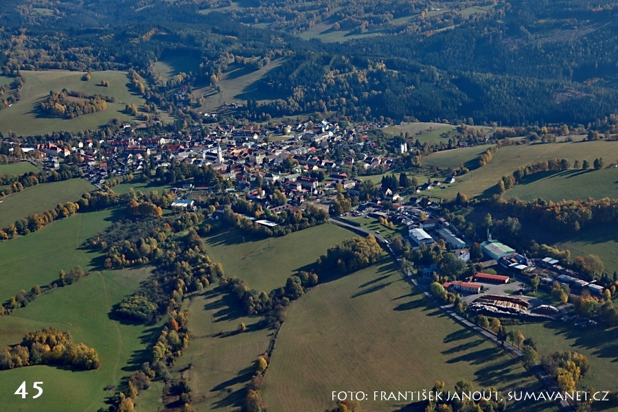 Podzimní Šumava 2021 z ptačí perspektivy 
Klíčová slova: Šumava;letecké pohledy;